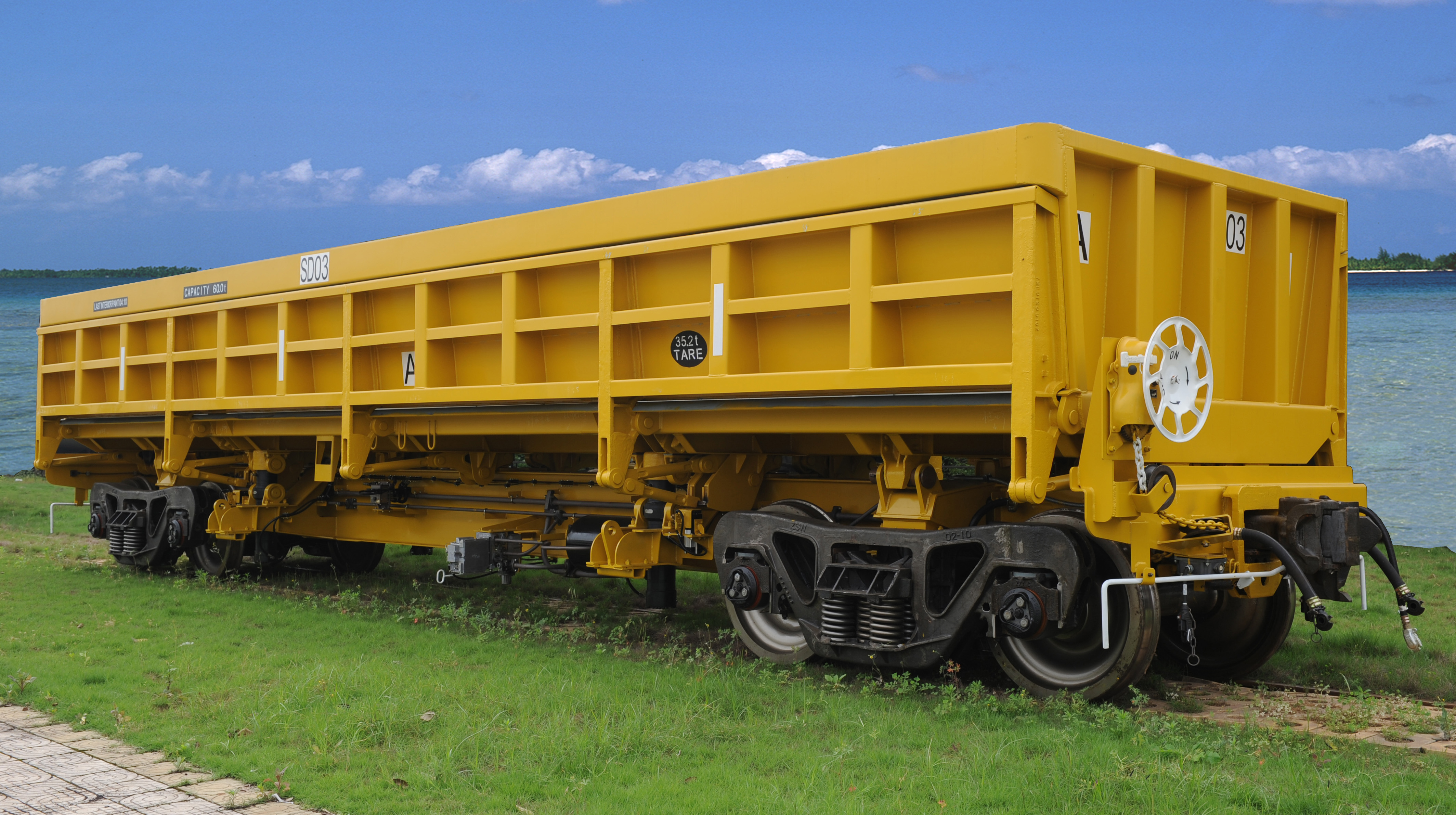 出口Roy Hill公司自翻车