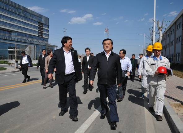 2015年4月21日，河北省省长张庆伟莅临公司视察工作