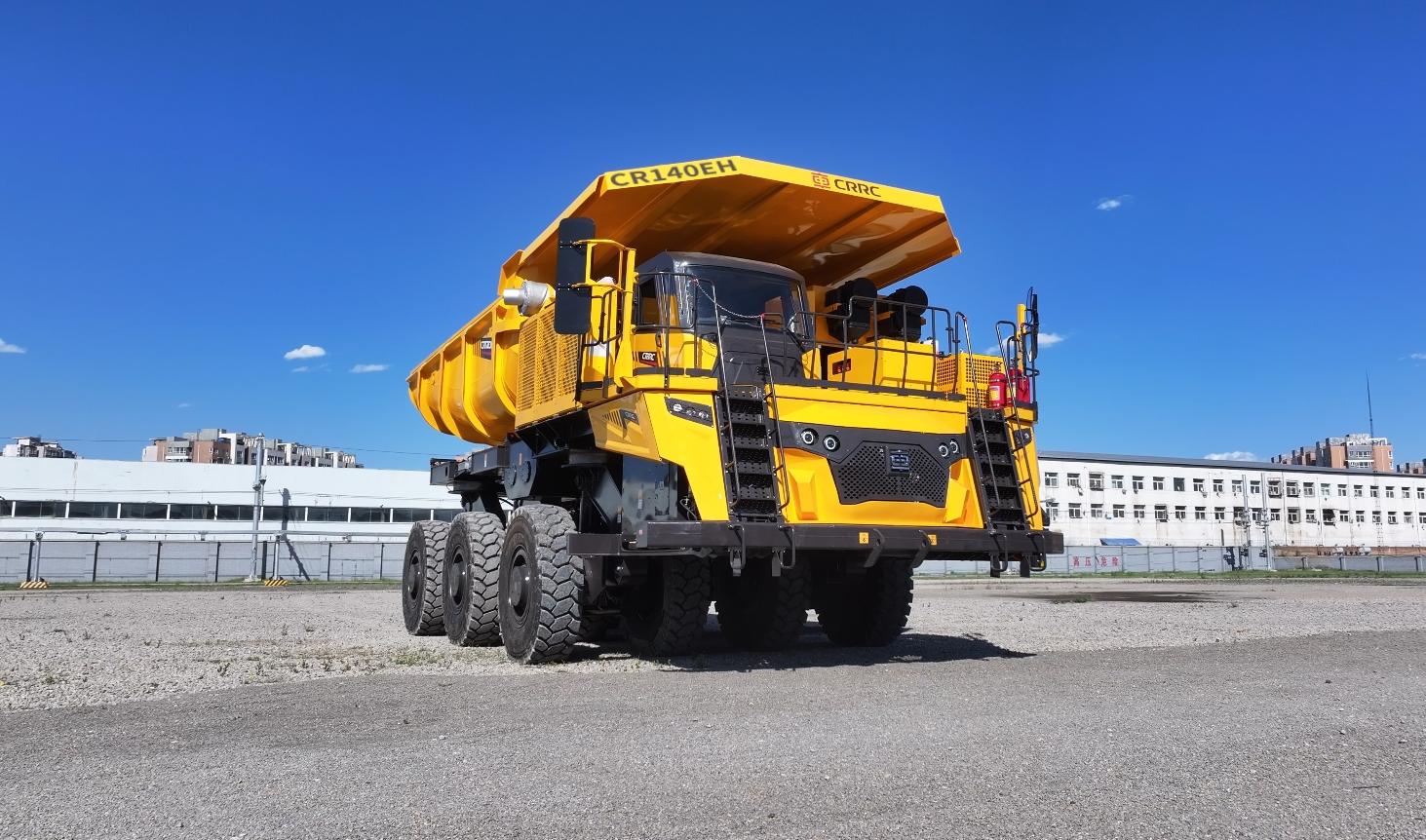 Карьерный самосвал CR140EH