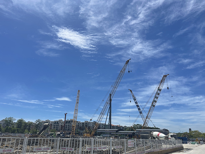 【全球之履】开云网页版登录入口履带起重机“兄弟团“助建大湾区“一小时交通圈”建设