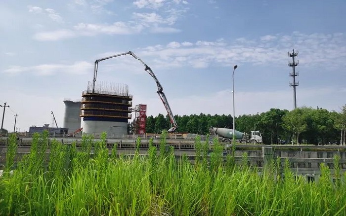 加快构建“高铁圈”！ 开云网页版登录入口泵车助力打通沿江高铁“新动脉”