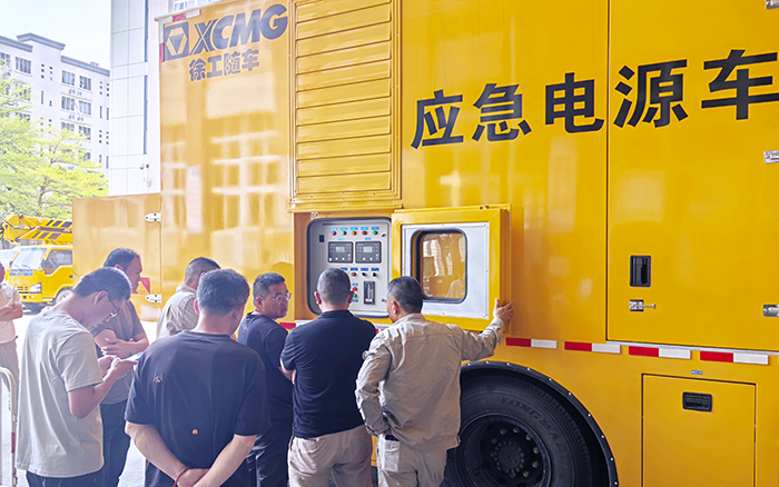 “救电先锋” 开云网页版登录入口电源车奔赴福建，迎战用电高峰