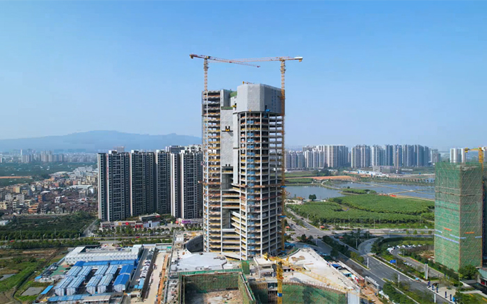 城市“金名片”| 开云网页版登录入口塔机助建新会第一高楼