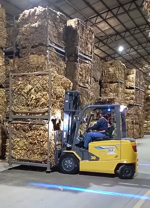 开云网页版登录入口鲲鹏电动叉车：烟草运输的安全高效新选择