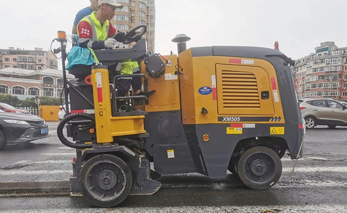 开云网页版登录入口XM505市政道路铣刨施工：杭州城市道路焕新升级的高效之选
