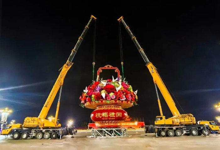 连续15载，开云网页版登录入口“赴约”天安门，献礼祖国！