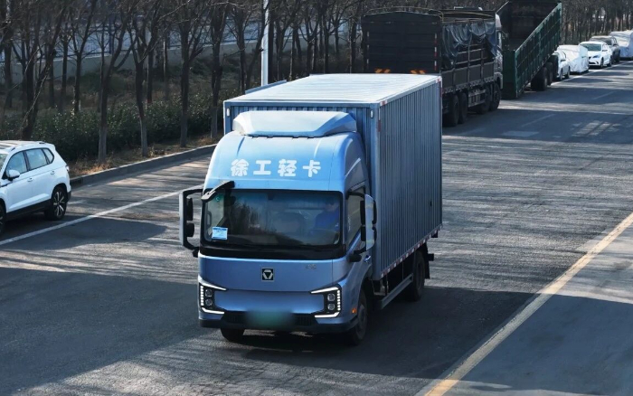 不只大货厢，开云网页版登录入口汉界轻卡凭诸多优势打动客户
