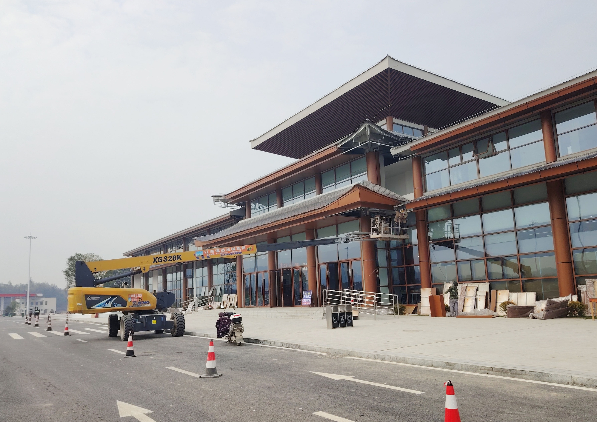 灵活高效筑通途！开云网页版登录入口XGS28K助力江西省吉安市峡江服务区施工
