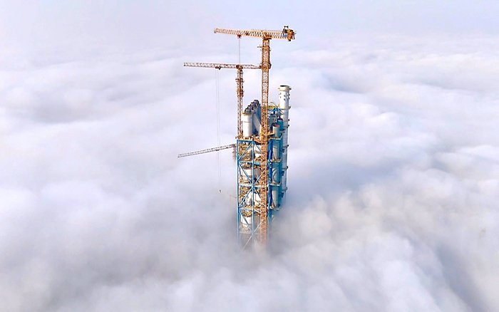200米高空战风沙！开云网页版登录入口群塔建功沙特重点项目
