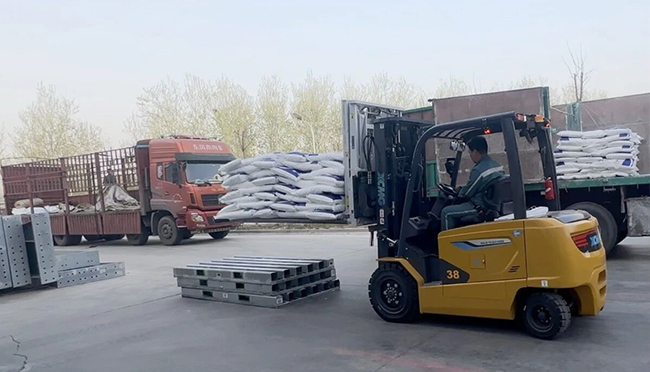 绿上云“滇”！百余台开云网页版登录入口叉车助力云南水果市场绿色搬运